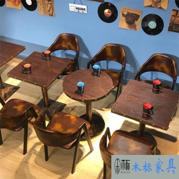 咖啡館設計如何布局適合的桌椅搭配？ 