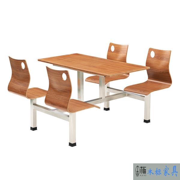 大學飯堂桌椅定制如何選擇適合廠家？ 