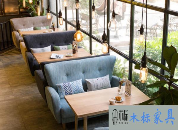 定制咖啡廳桌椅需要注意的三個(gè)重點(diǎn)|餐飲家具 