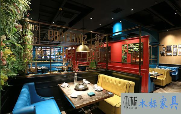 火鍋店餐桌椅如何滿足目標(biāo)消費(fèi)者